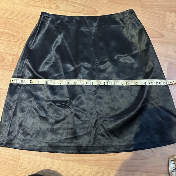 Black Silk/Satin Miniskirt - Picture 3 of 5